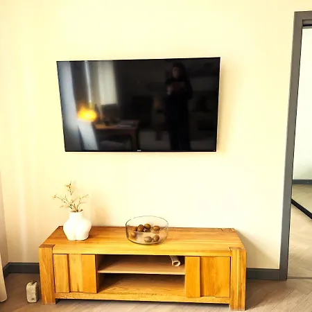 Signe * Ταρτού